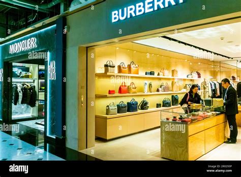 buying burberry in paris|burberry paris airport.